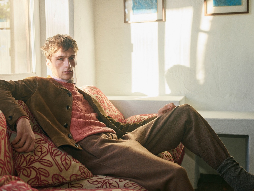 로로피아나, 2026 S/S 캠페인 공개… 절제된 연출 선봬 1564-Image